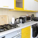 Appartement Proche plages Parking Etage élevé Terrasse Antibes