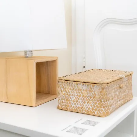 Proche Plages Parking Etage élevé Terrasse Antibes