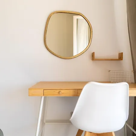 Proche Plages Parking Etage Eleve Terrasse شقة أنتيب